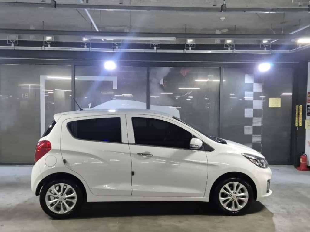 Chevrolet Spark - Vista 3