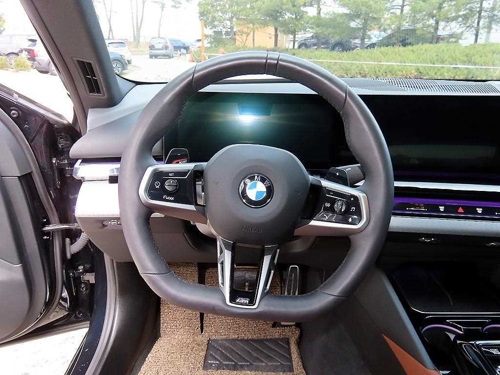 BMW 5 Series 2025 Negro - Importación desde Corea - HF Imports Iquique - Foto 18