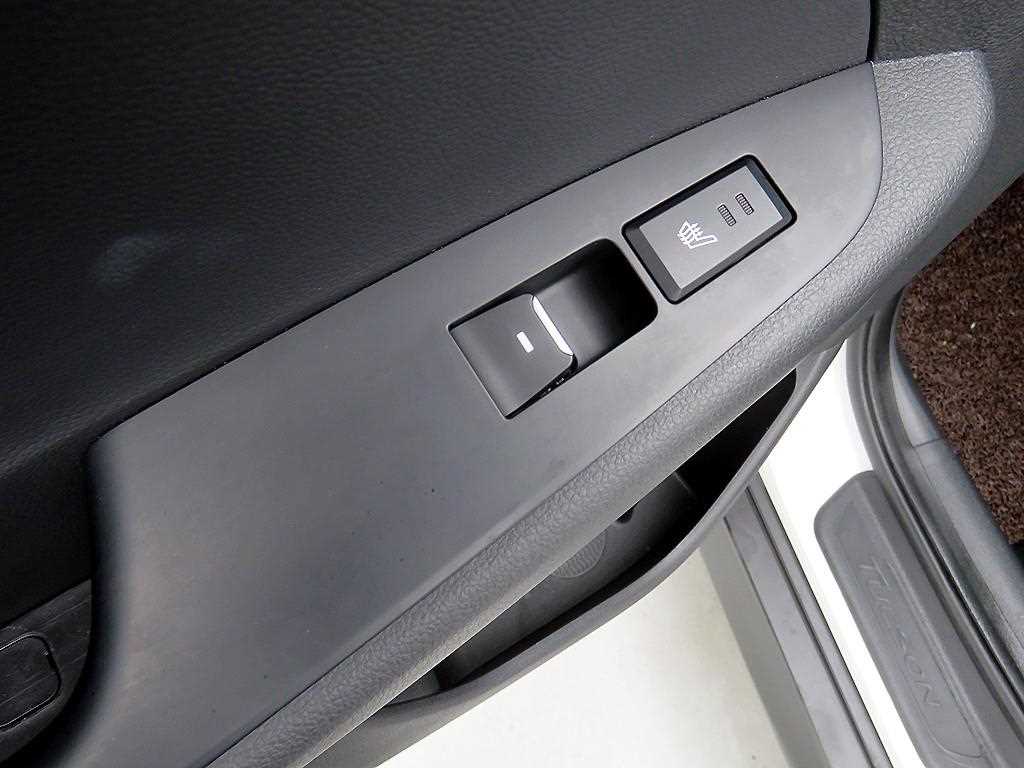 HYUNDAI Tucson - Vista 9