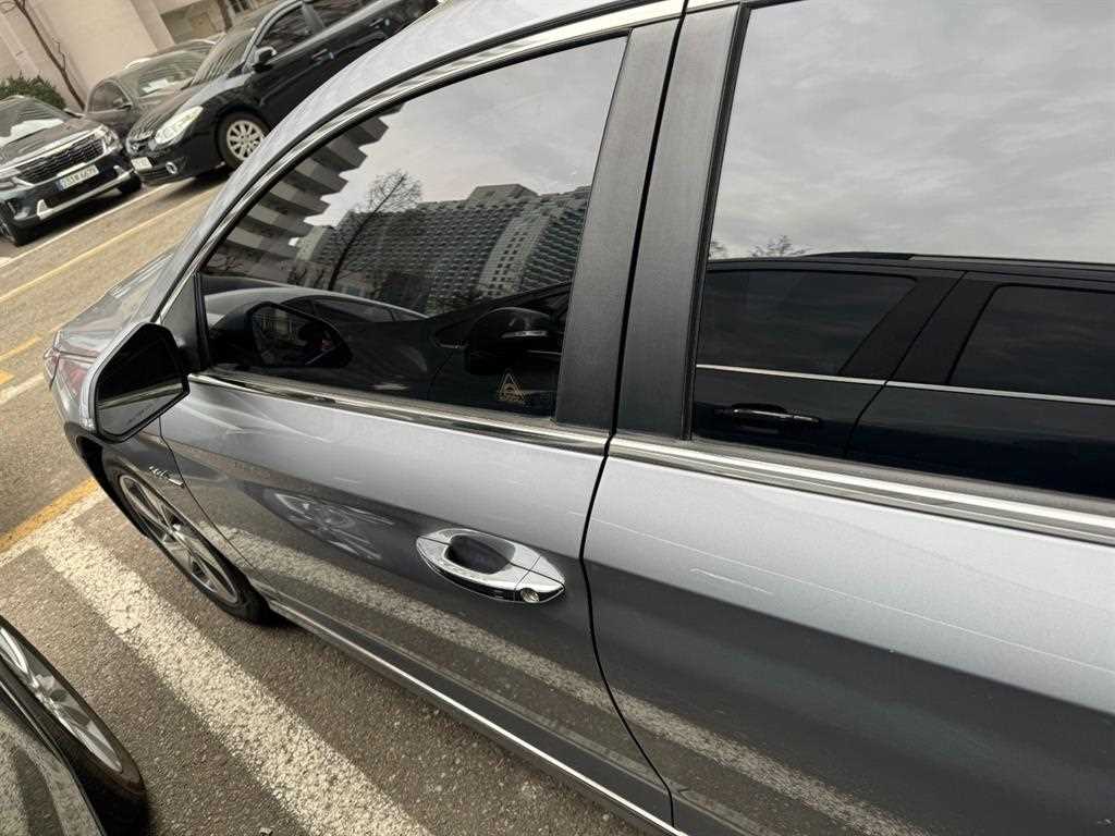 HYUNDAI Sonata - Vista 9