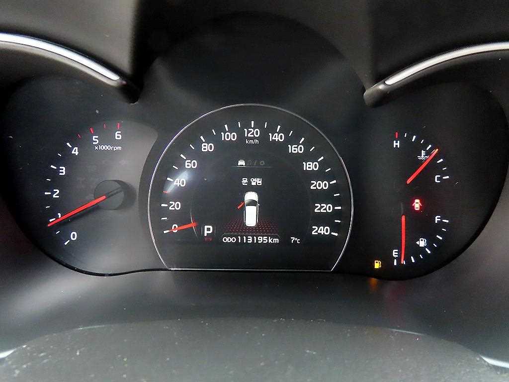 KIA Sorento - Vista 9