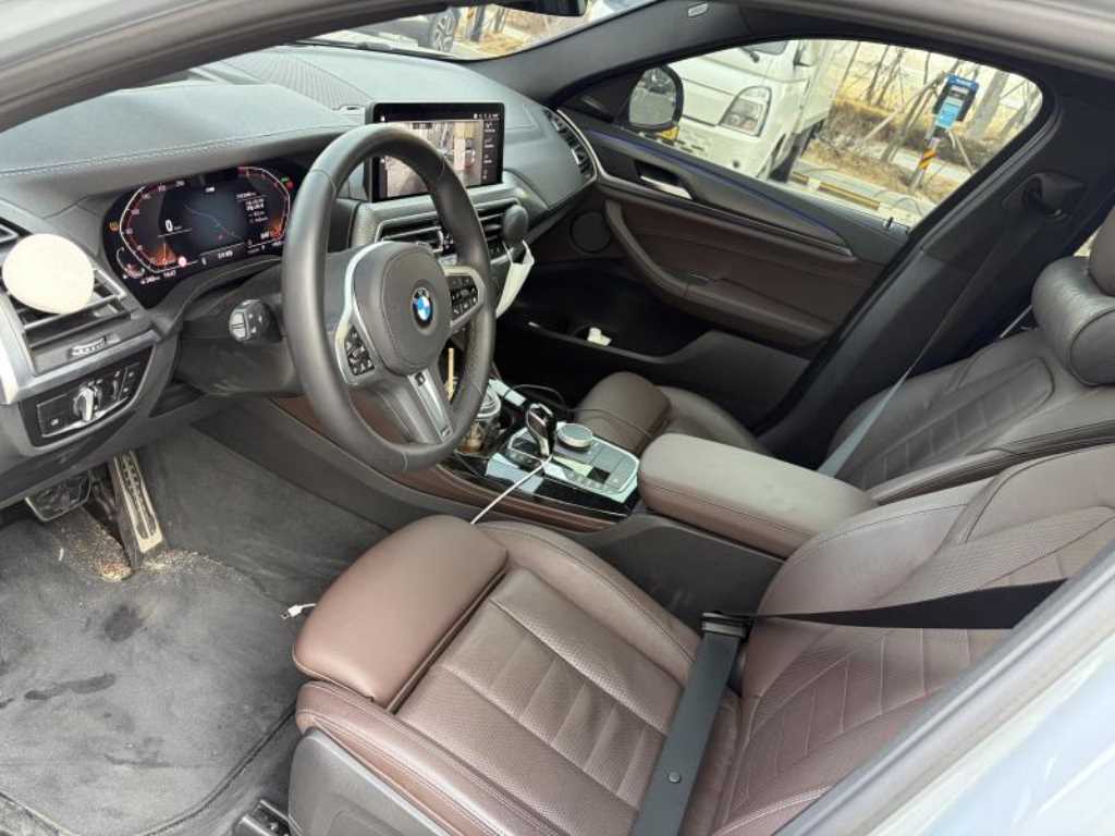 BMW X4 - Vista 10