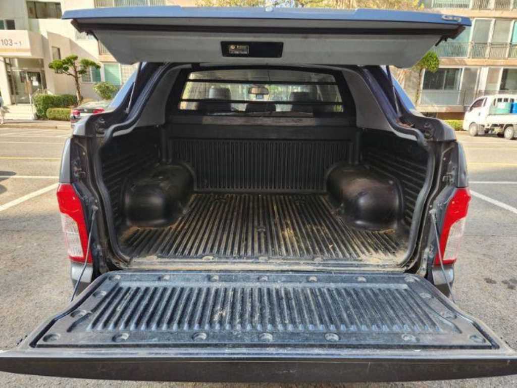 Ssangyong Korando - Vista 5