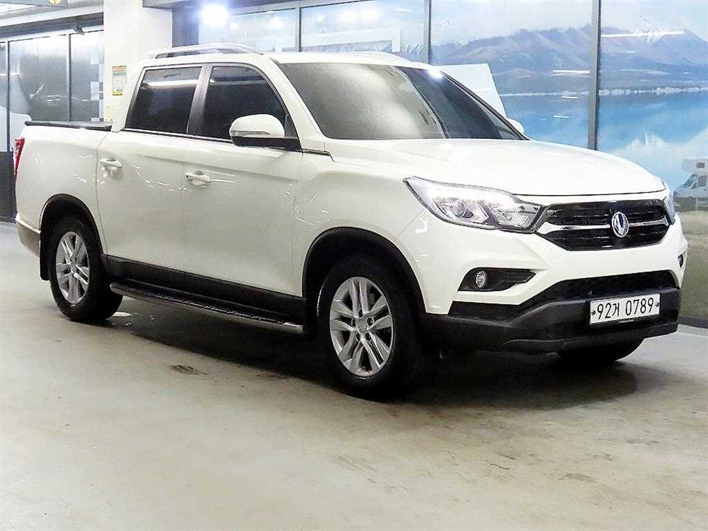 Ssangyong Rexton 2019 Blanco - Importación desde Corea - HF Imports Iquique - Foto 1