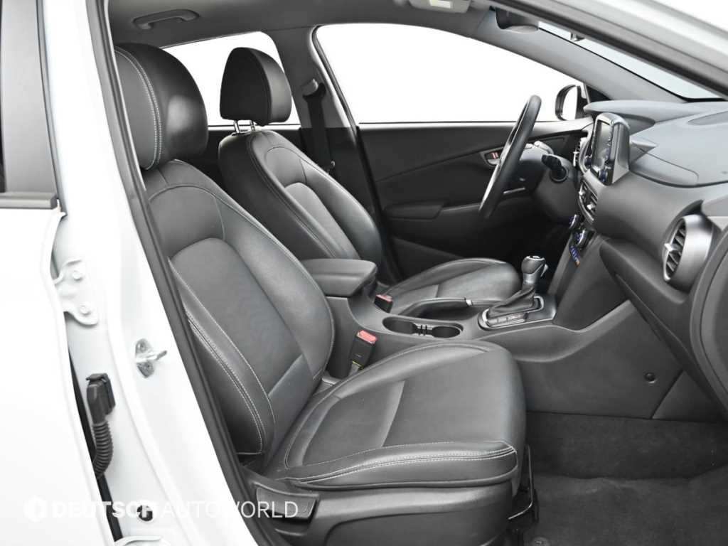 HYUNDAI Kona - Vista 10