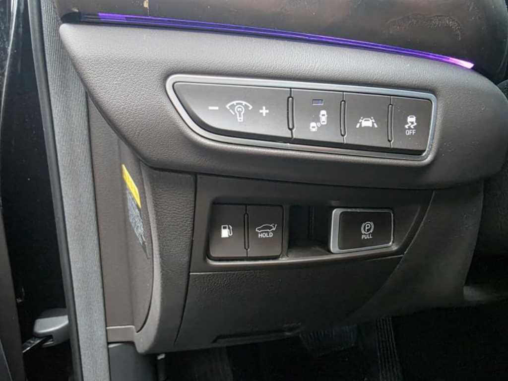 Genesis G90 - Vista 5