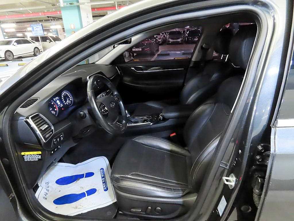 HYUNDAI Grandeur - Vista 6