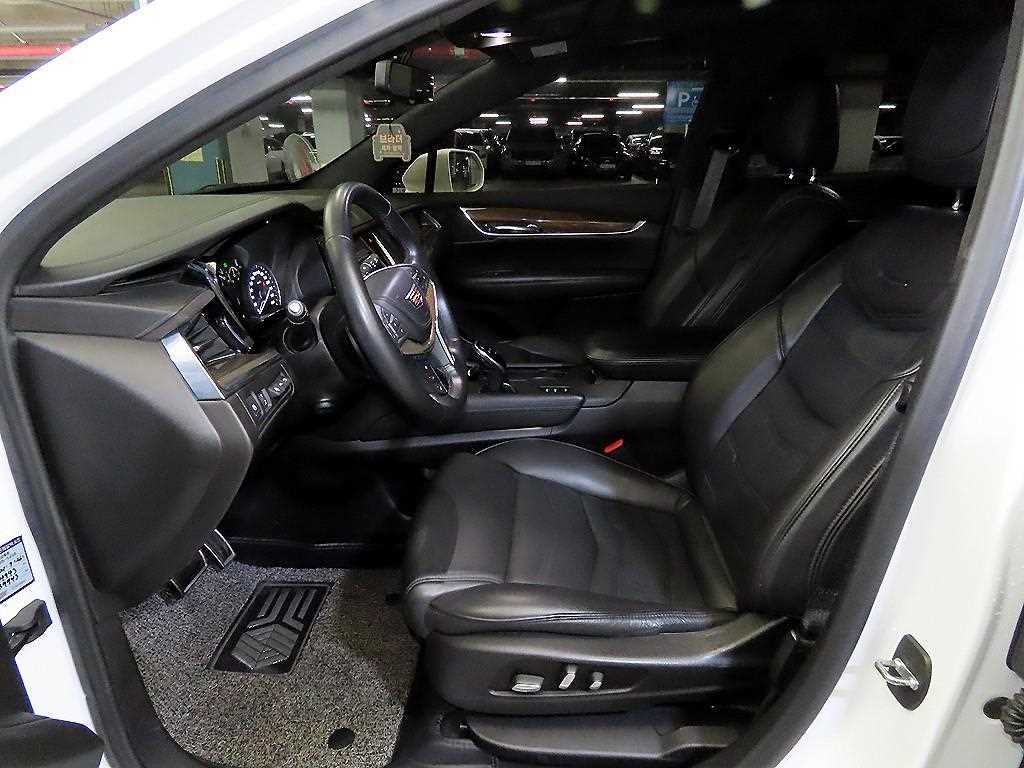 Cadillac XT5 - Vista 6