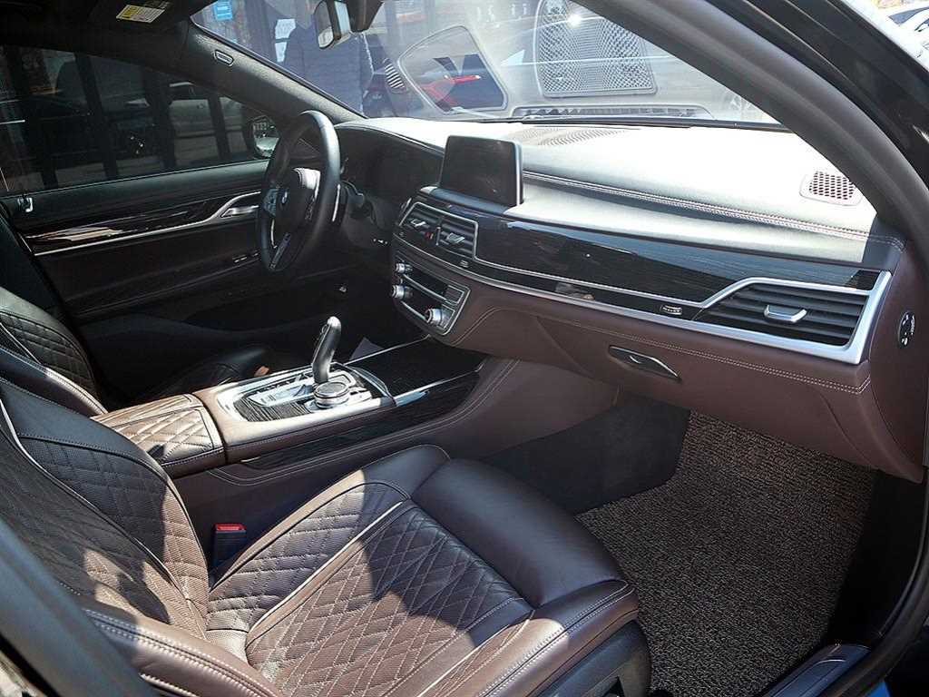 BMW 7 Series 2020 Negro - Importación desde Corea - HF Imports Iquique - Foto 13