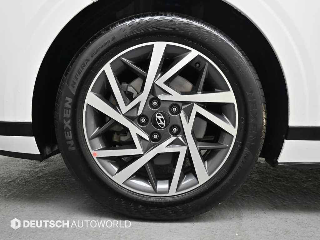 HYUNDAI Grandeur - Vista 5