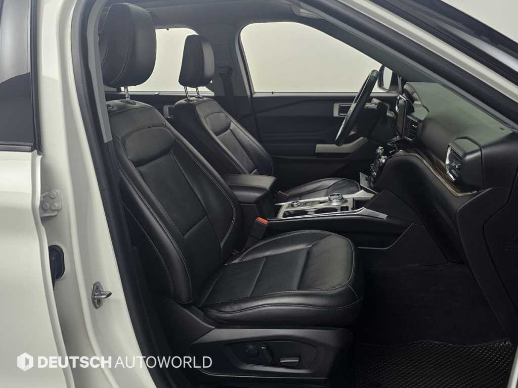 Ford Explorer - Vista 10