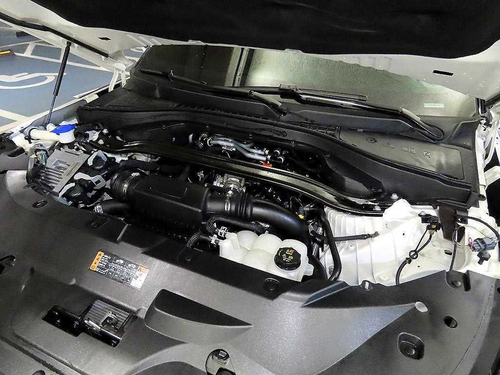 Lincoln Aviator 2023 Blanco - Importación desde Corea - HF Imports Iquique - Foto 19