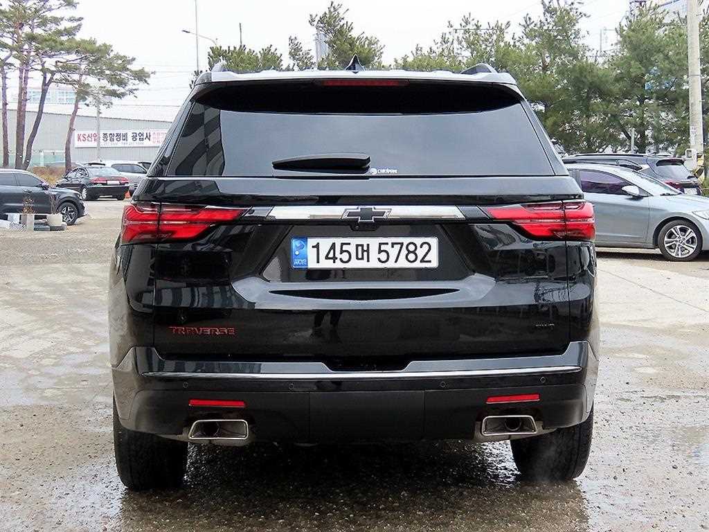 Chevrolet Travers - Vista 4