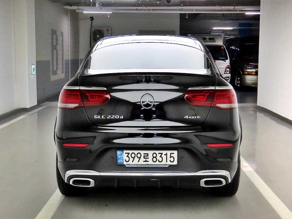 Mercedes Benz GLC Class - Vista 3