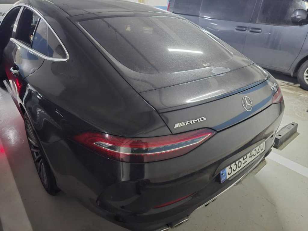 Mercedes Benz AMG GT - Vista 4