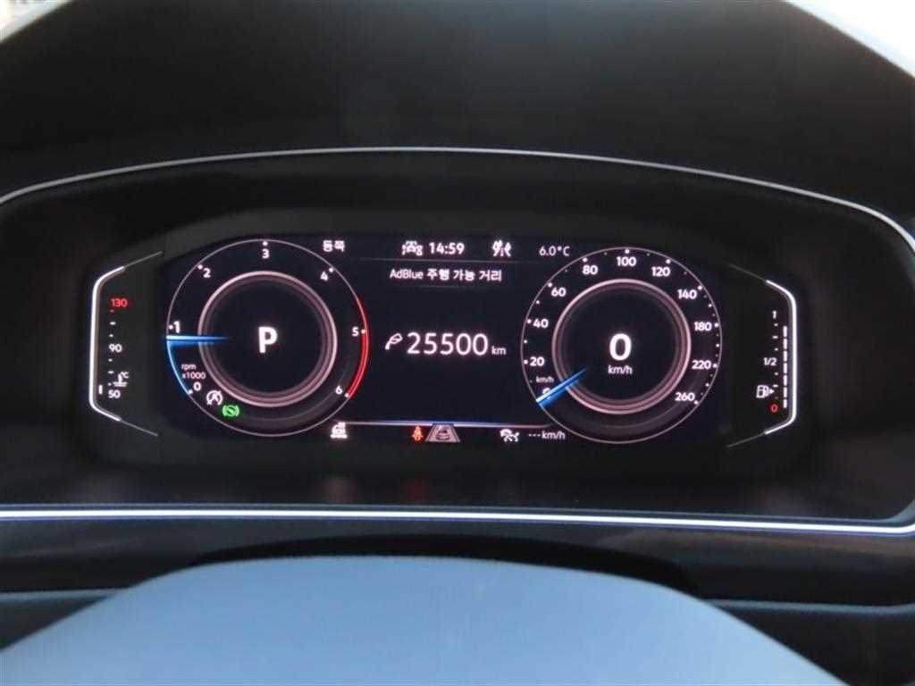 Volkswagen Tiguan - Vista 5