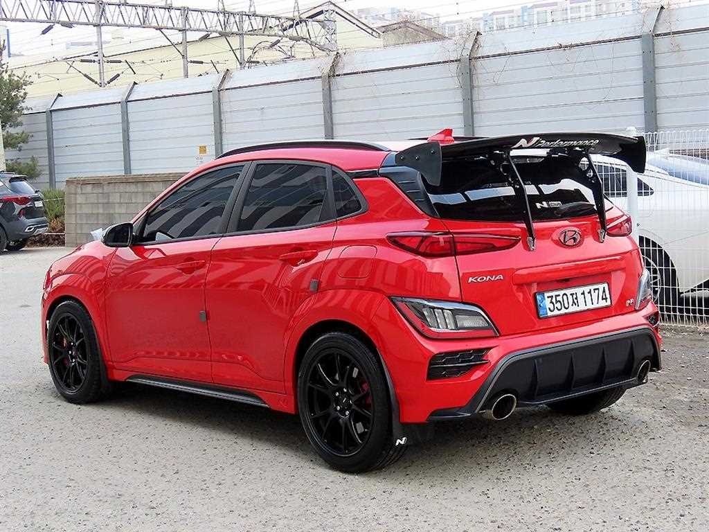 HYUNDAI Kona - Vista 3