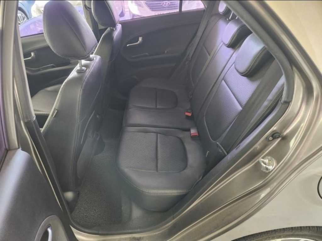 KIA Morning - Vista 8