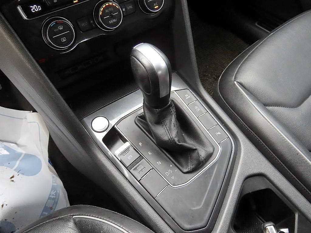 Volkswagen Tiguan - Vista 10