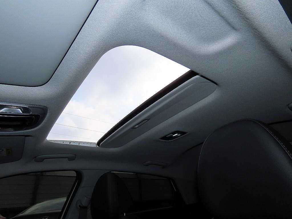 HYUNDAI Avante 2023 Blanco - Importación desde Corea - HF Imports Iquique - Foto 18