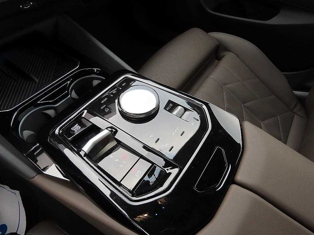 BMW 5 Series - Vista 11