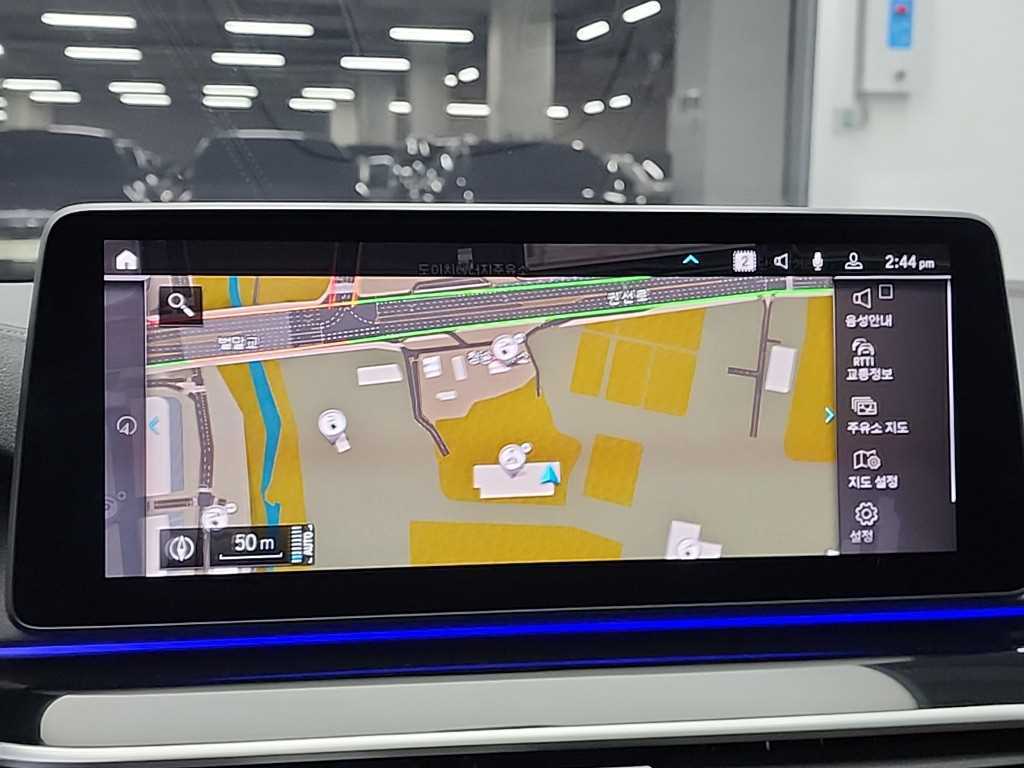 BMW 5 Series 2023 - Importación desde Corea - HF Imports Iquique - Foto 15