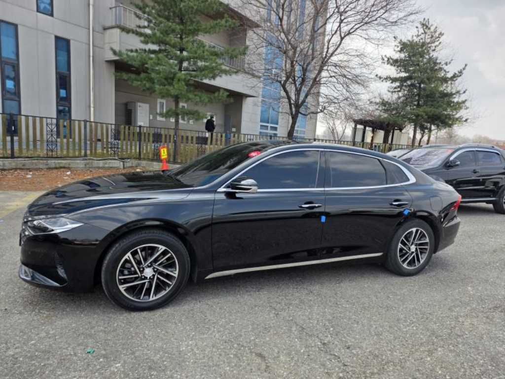 HYUNDAI Grandeur - Vista 3