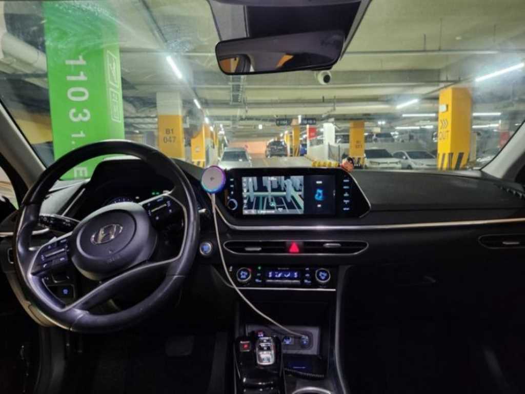 HYUNDAI Sonata - Vista 7