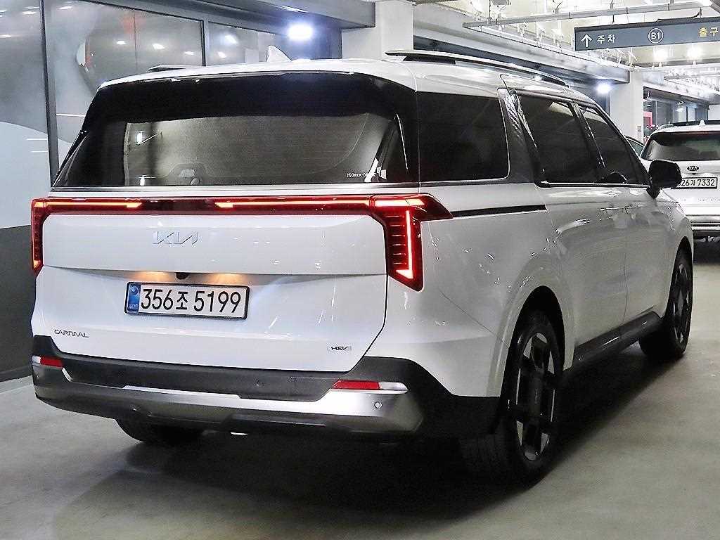 KIA Carnival - Vista 4