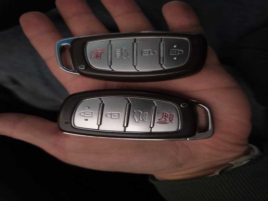 HYUNDAI Sonata 2016 Plateado - Importación desde Corea - HF Imports Iquique - Foto 15