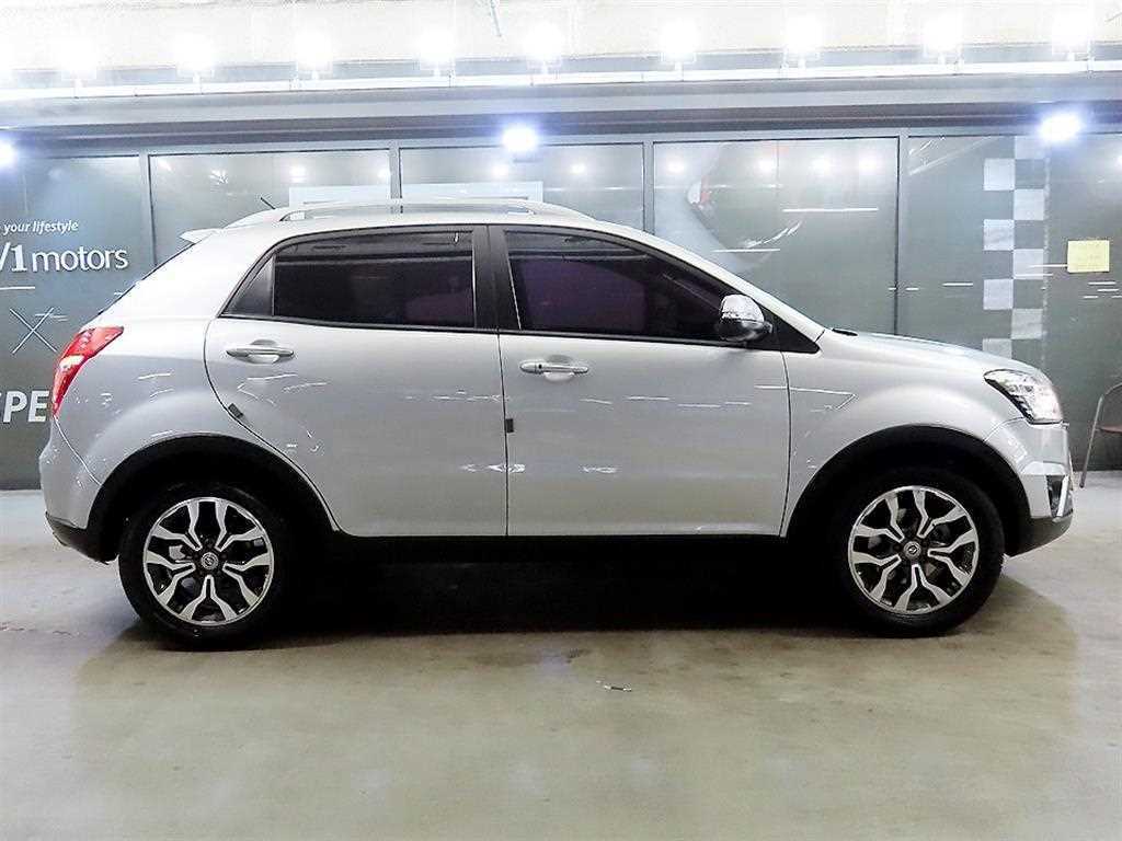 Ssangyong Korando - Vista 3