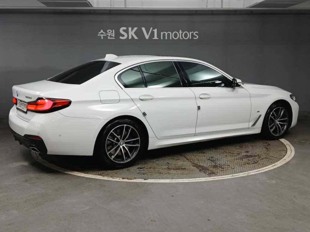 BMW 5 Series - Vista 4