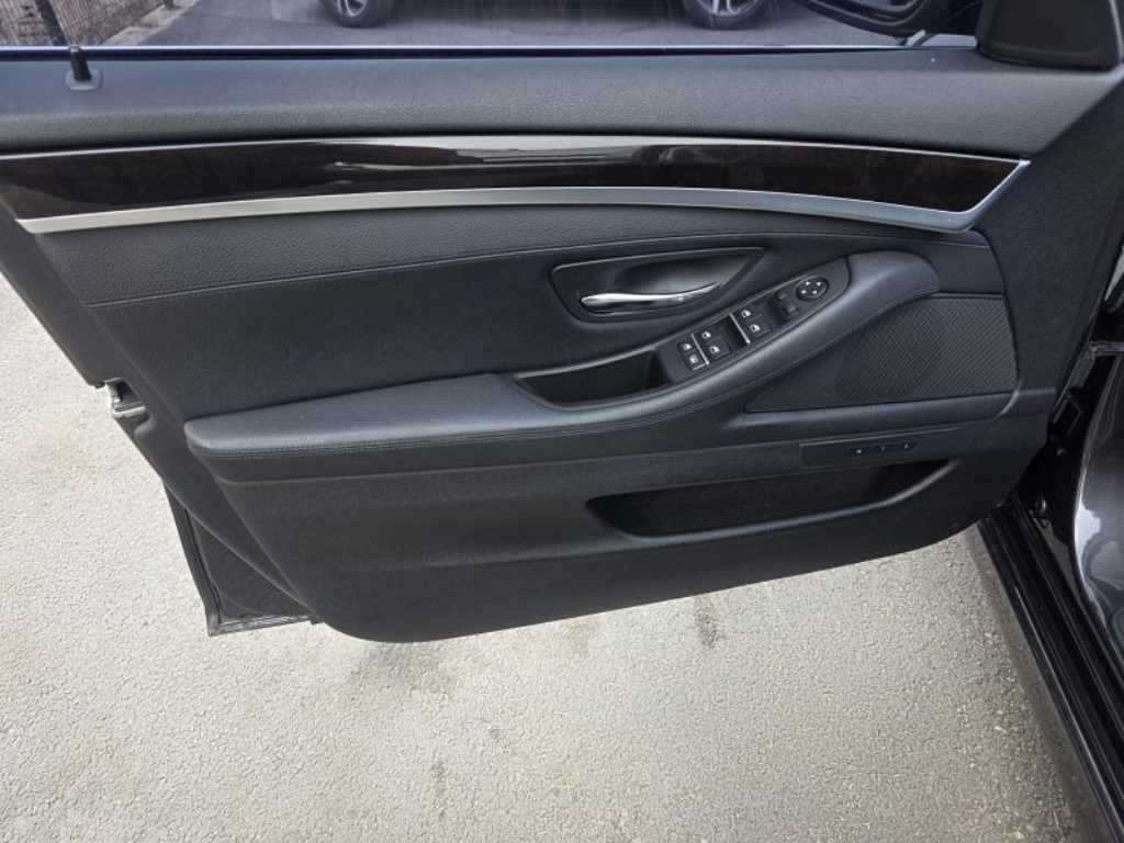 BMW 5 Series - Vista 11