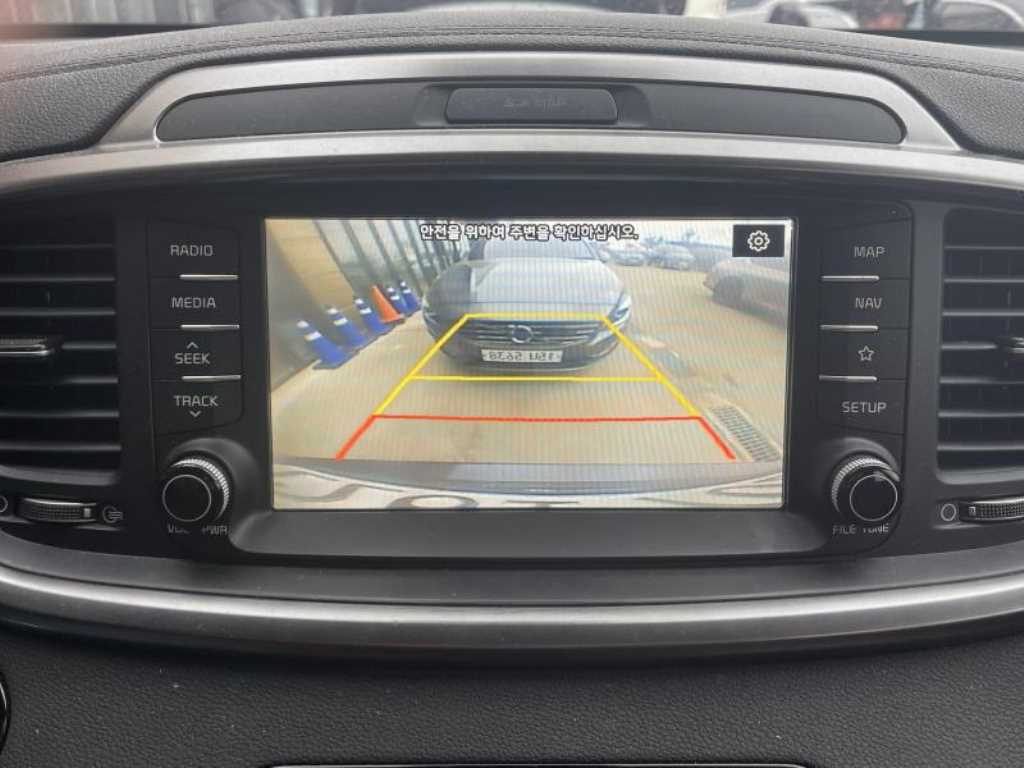 KIA Sorento - Vista 10