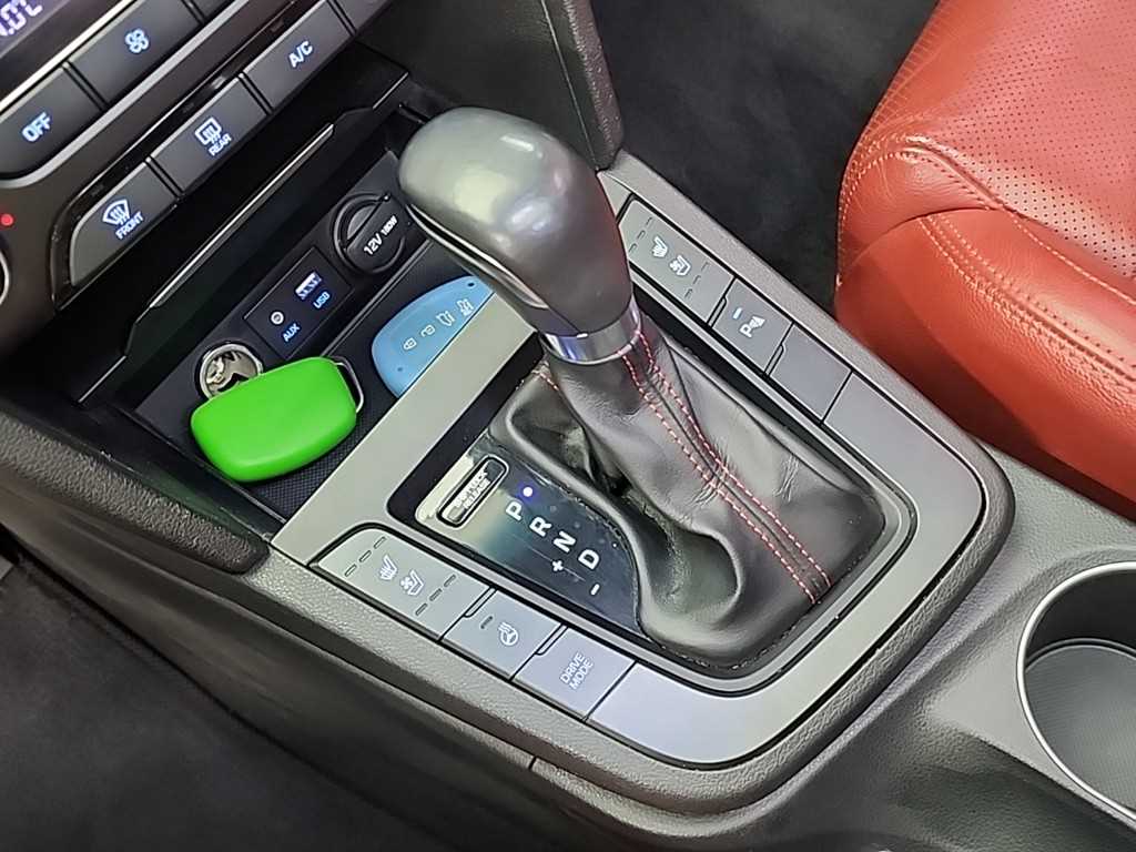 HYUNDAI Avante - Vista 8