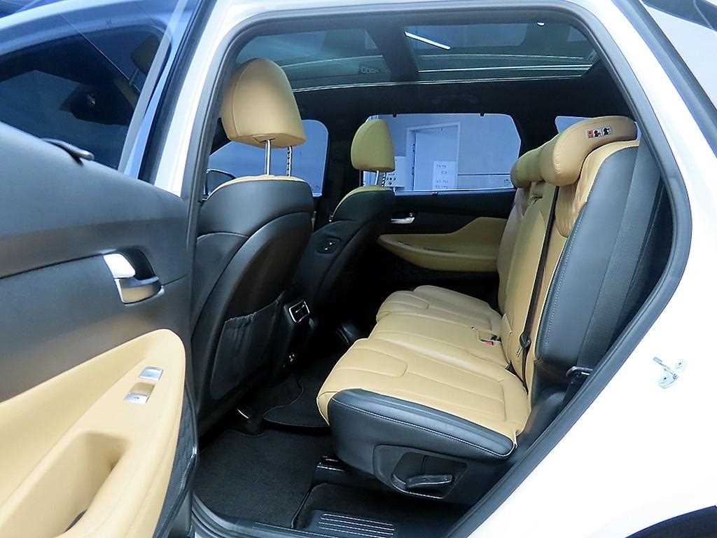 HYUNDAI Santa Fe - Vista 6