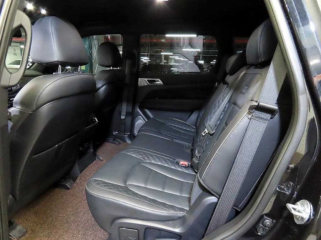 Ssangyong Rexton - Vista 7