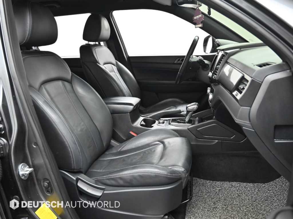 Ssangyong Rexton - Vista 10