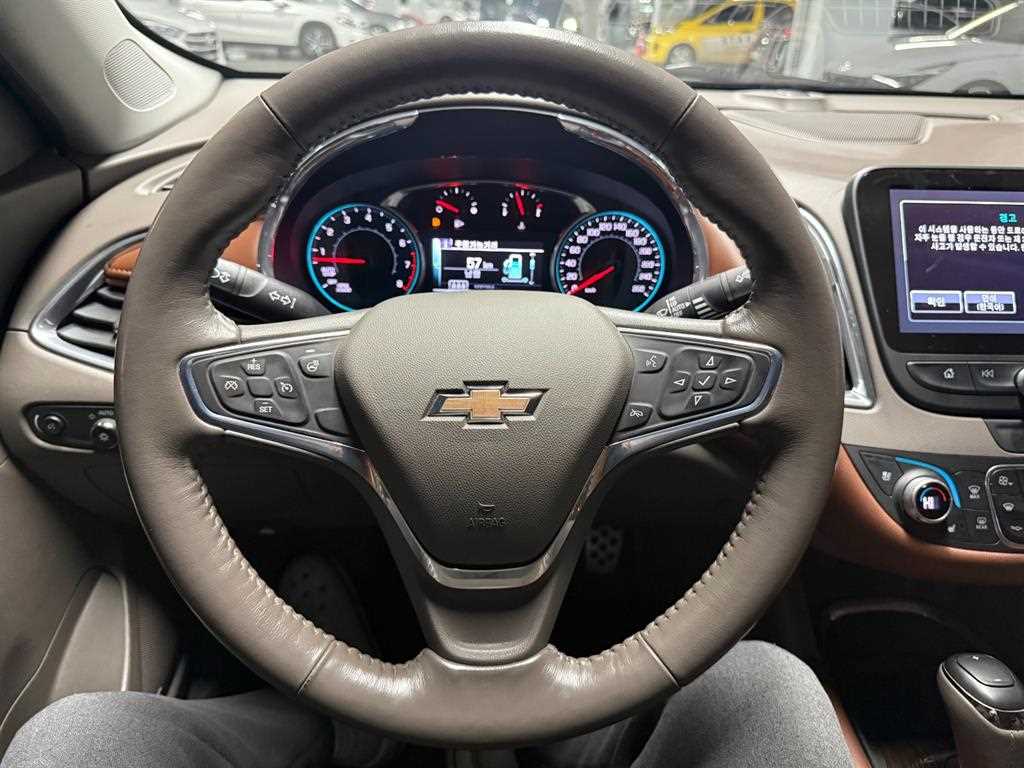 Chevrolet Malibu 2017 Negro - Importación desde Corea - HF Imports Iquique - Foto 13