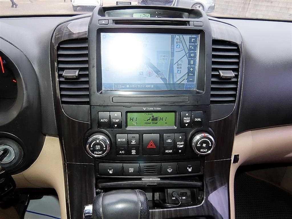 KIA Carnival 2013 the color of pearl - Importación desde Corea - HF Imports Iquique - Foto 13