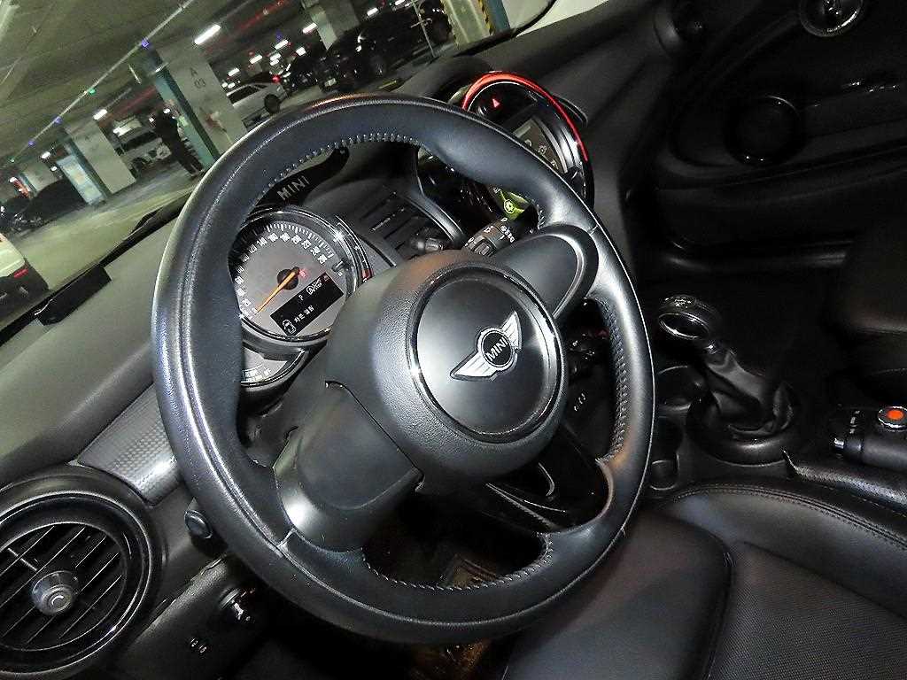 Mini Cooper - Vista 8