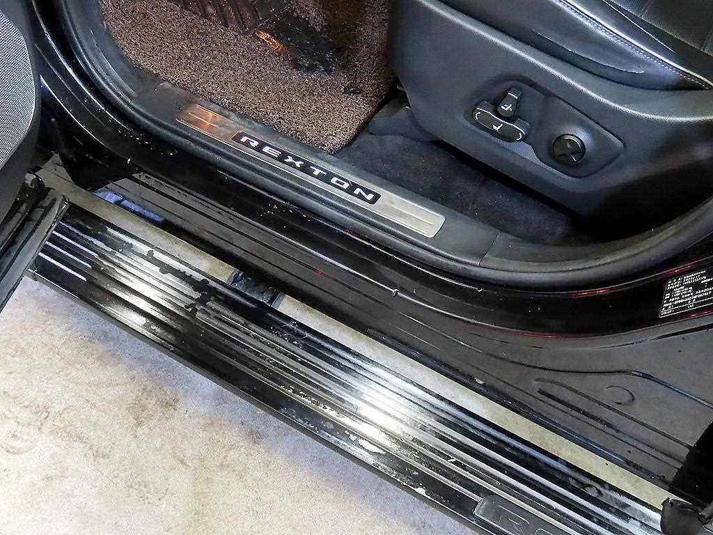 Ssangyong Rexton 2021 Negro - Importación desde Corea - HF Imports Iquique - Foto 14