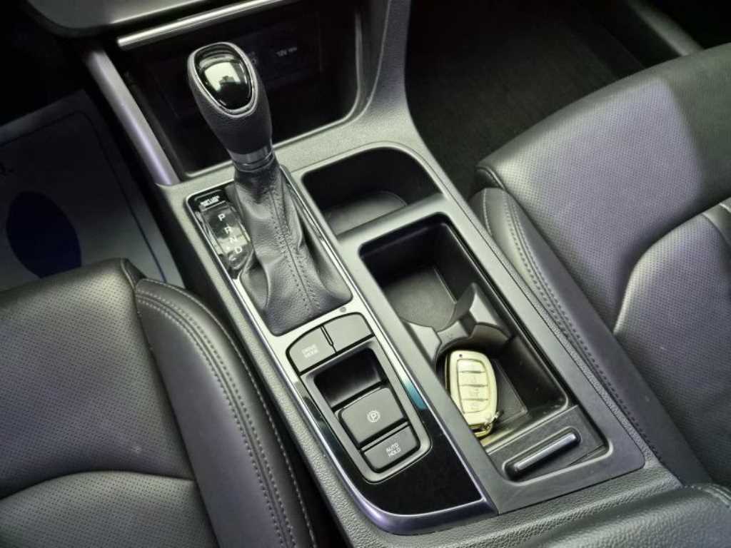 HYUNDAI Sonata 2016 Blanco - Importación desde Corea - HF Imports Iquique - Foto 13