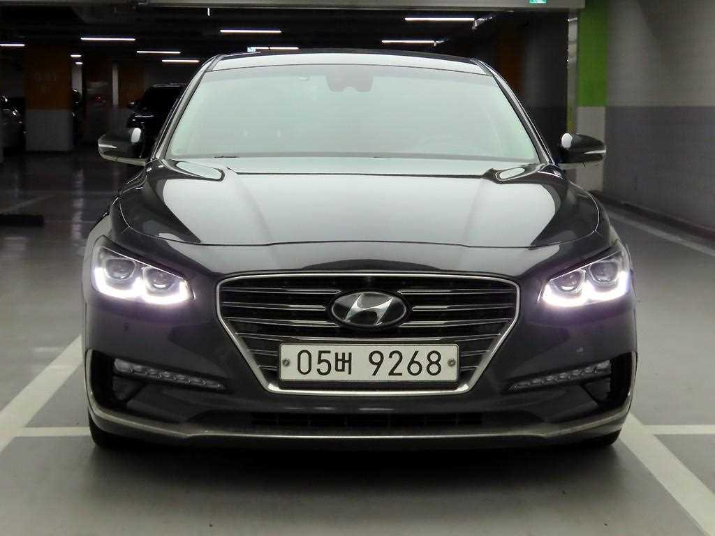 HYUNDAI Grandeur - Vista 2