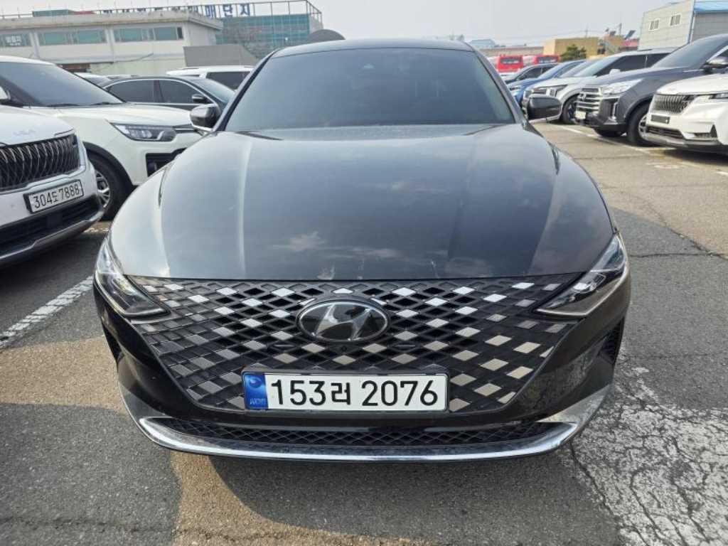 HYUNDAI Grandeur - Vista 3
