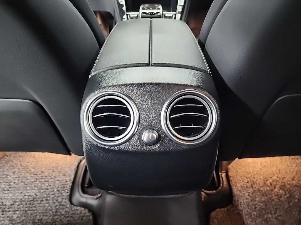 Mercedes Benz GLC Class 2017 Negro - Importación desde Corea - HF Imports Iquique - Foto 13