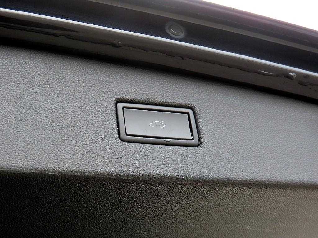 Volkswagen Tiguan 2020 Negro - Importación desde Corea - HF Imports Iquique - Foto 17