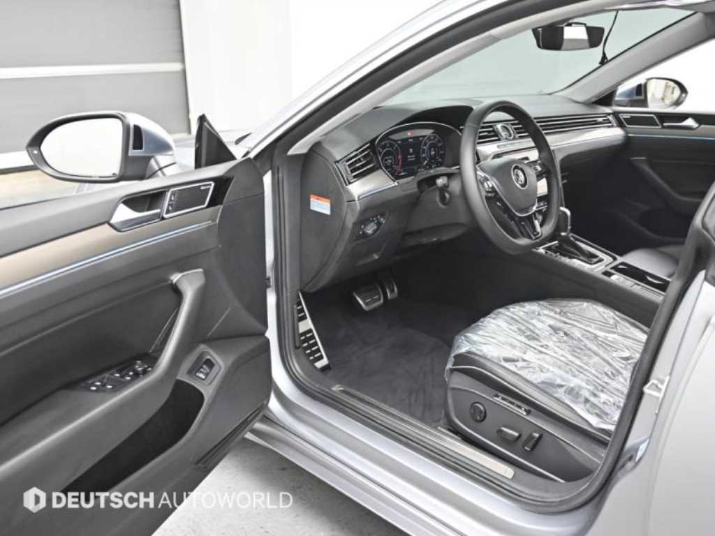 Volkswagen Arteon - Vista 11