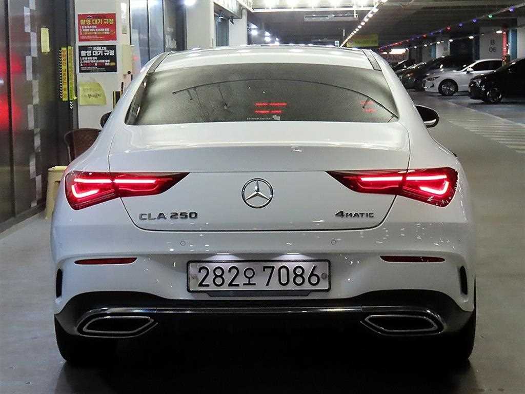 Mercedes Benz CLA Class - Vista 5
