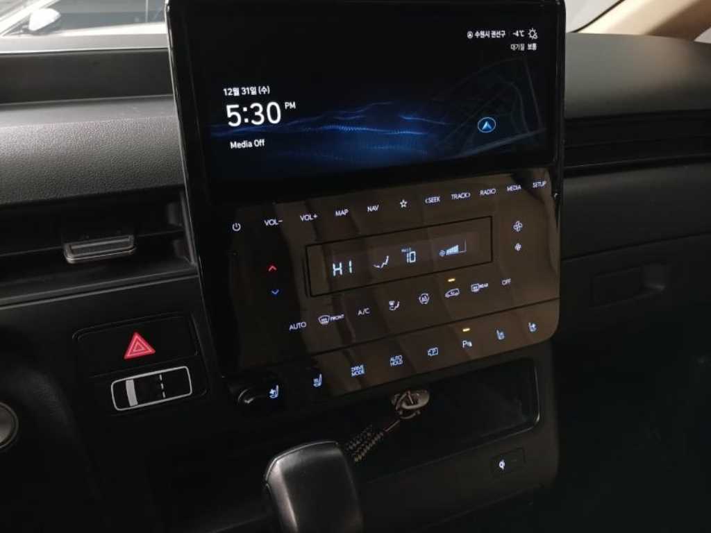 HYUNDAI Staria - Vista 9